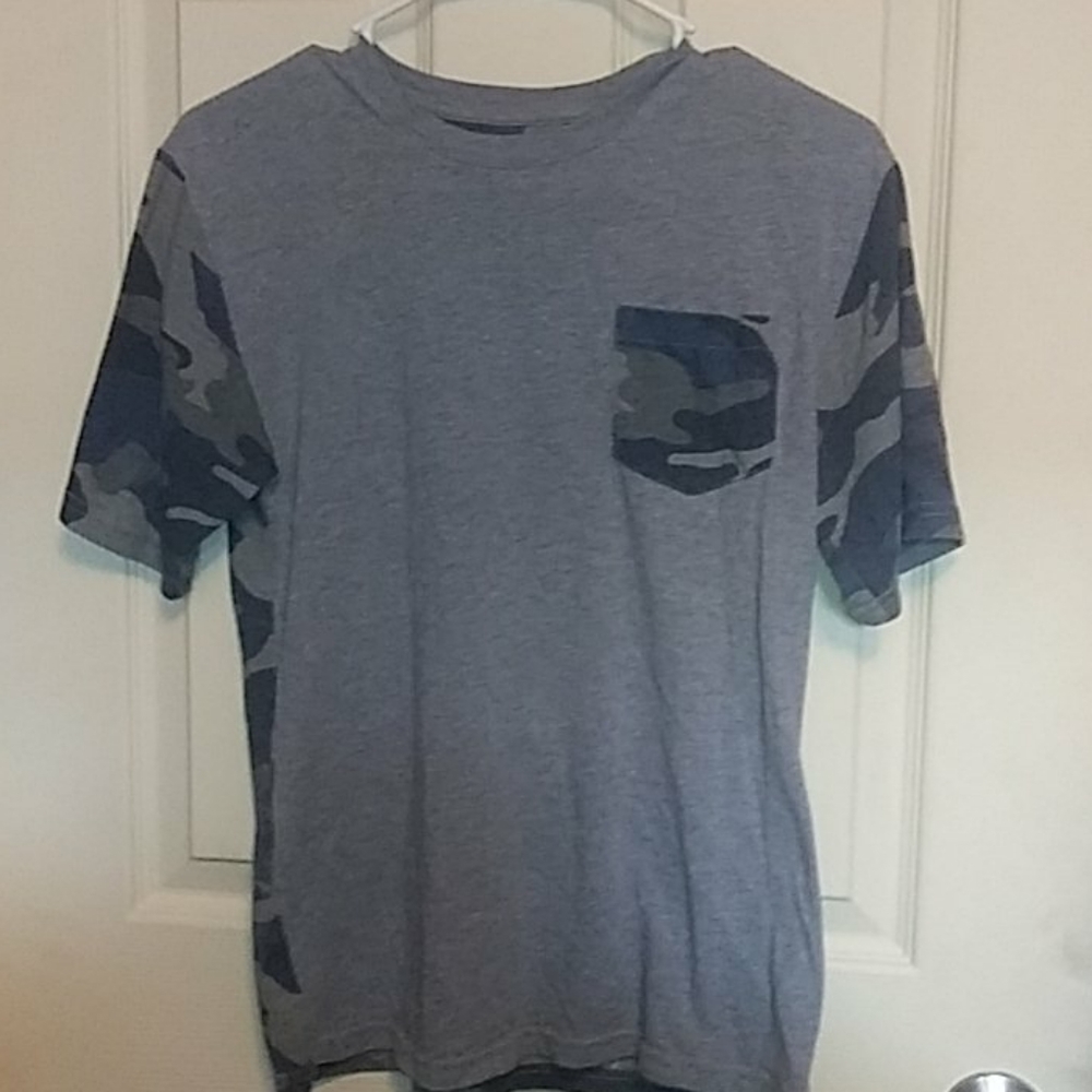 ❤5 for $25❤ Faded Glory boys t-shirt